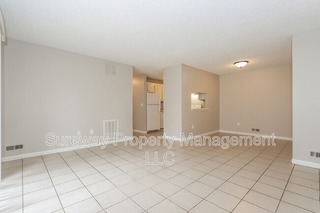 Foto del edificio - 117 Liberty Ct