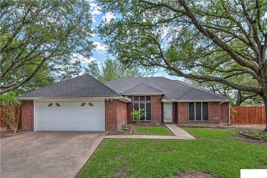 Foto principal - 5105 Sterling Dr