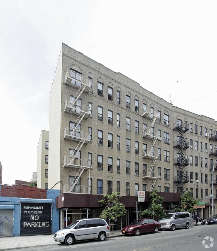 Primary Photo - 700 E 141st St