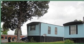 Foto del edificio - Pear Pine Mobile Home Community