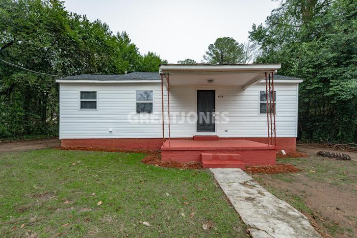 Primary Photo - 4316 Mountain Dr