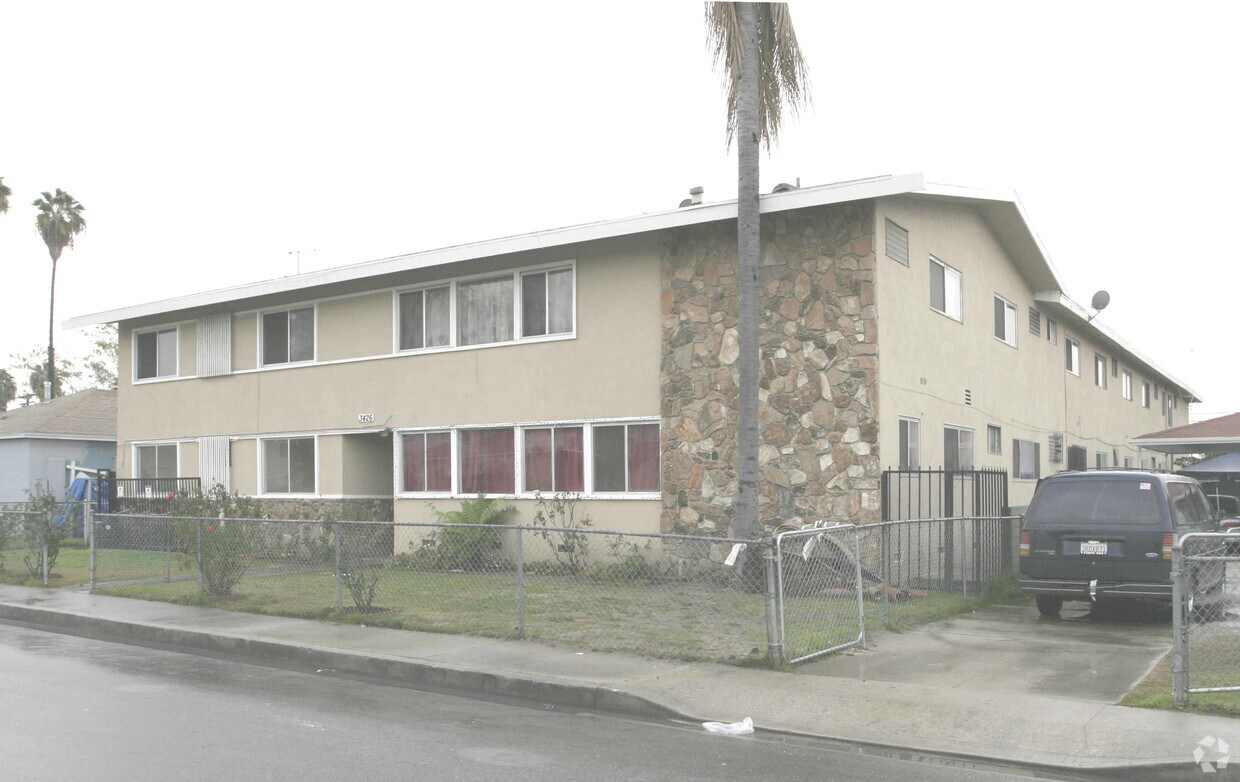 Primary Photo - 3426 Alma Ave