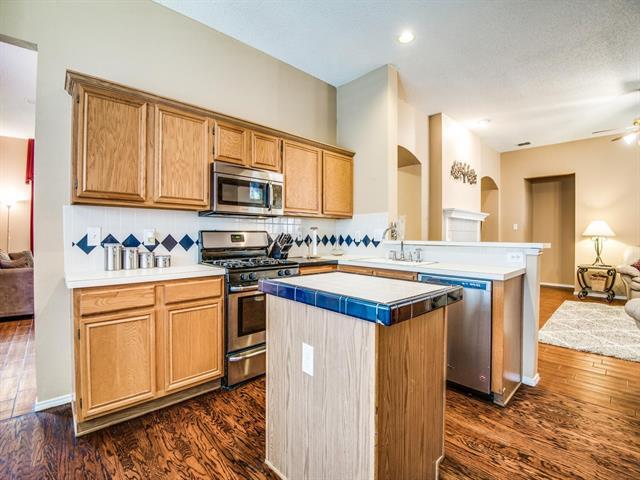 Building Photo - 8208 Steamers Ln