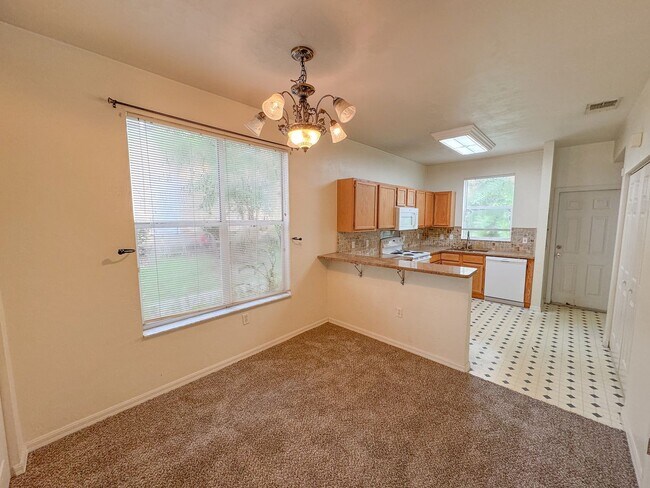 Foto del edificio - 4415 SW 34th St