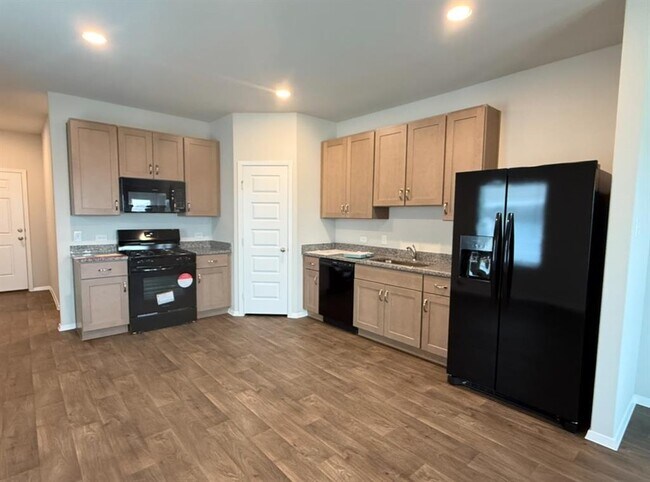 Foto del edificio - 11600 Domenico Cv