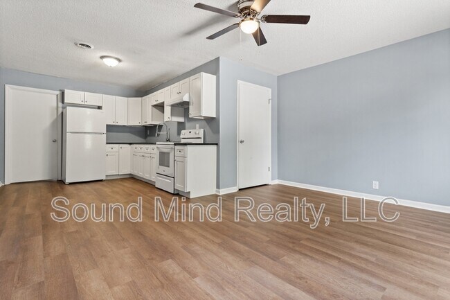 Foto del edificio - 903 Crawford St S