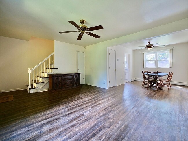 Building Photo - Charming 4 Bed, 2.5 Bath Home in Conshohoc...