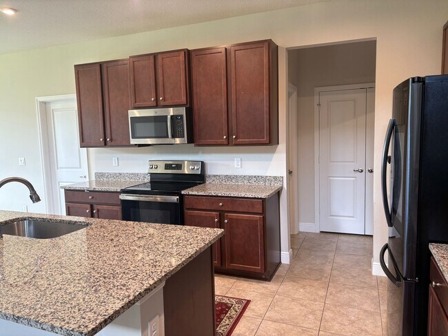 Kitchen - 10976 SW Tessili Way