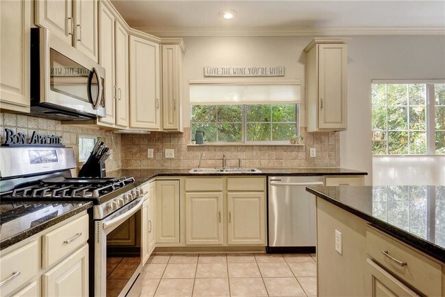 Foto del edificio - 6704 Menchaca Rd