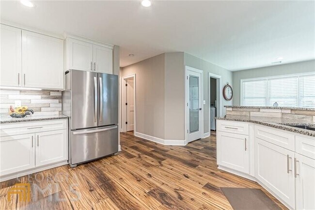 Building Photo - 4130 Creekwood Dr