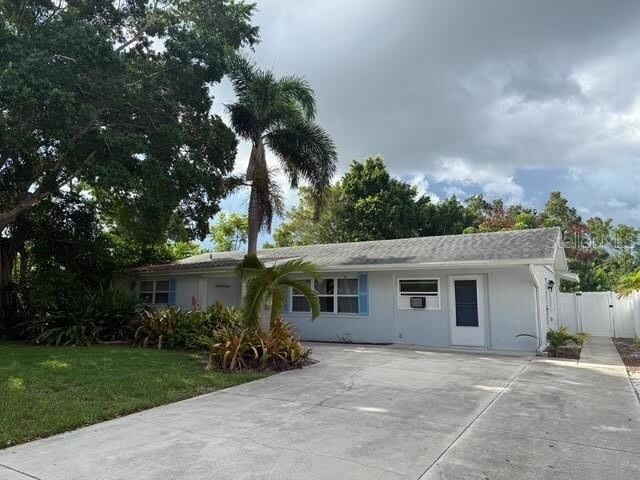 Photo - 2186 Sunnyside Pl House