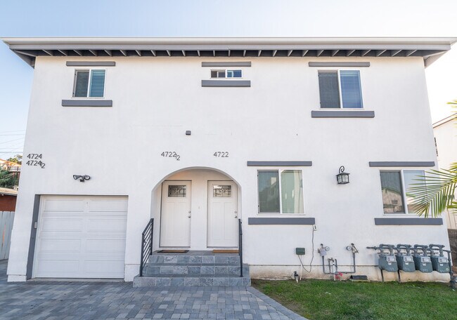 Foto del edificio - 4722 St Charles Pl