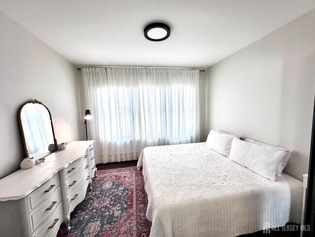 Foto del edificio - 139 Sylvan Ave