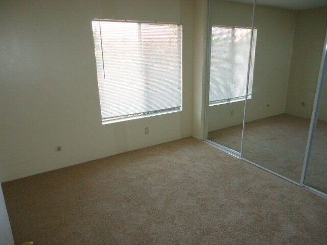 Foto del edificio - 3 Bedroom 2 Bathroom Single Story Home in ...