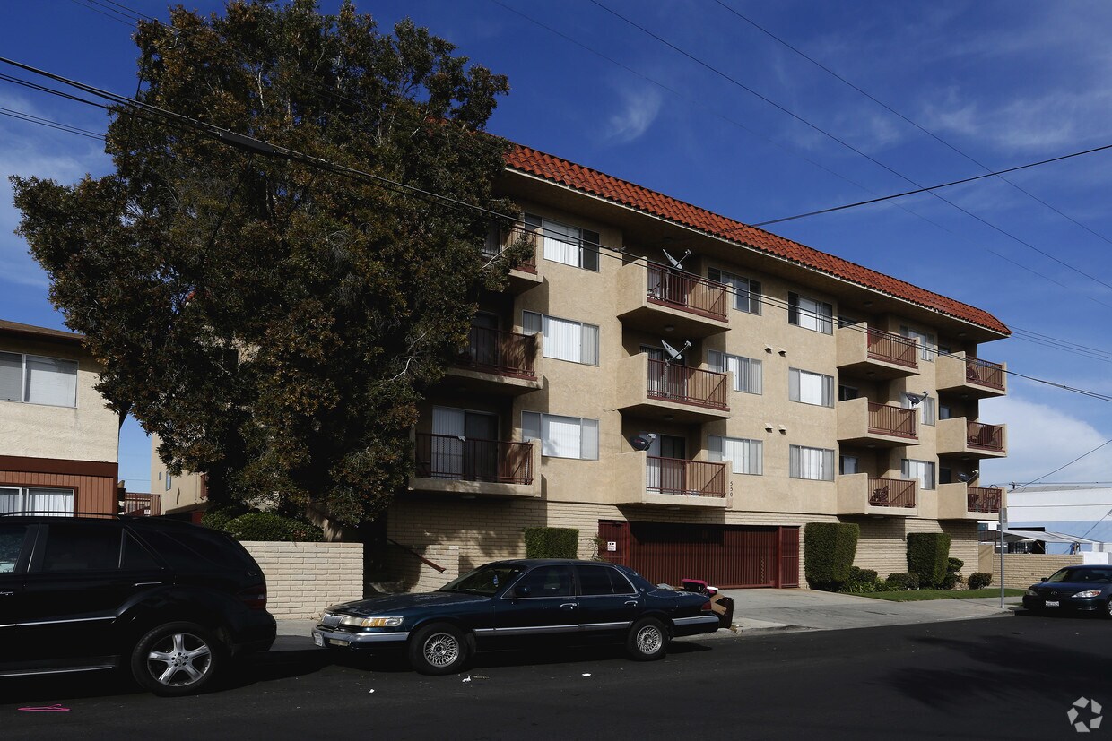 Foto del edificio - 550 W 16th St