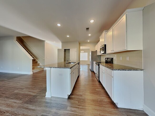 Foto del edificio - 3221 Emerald Ridge Ct