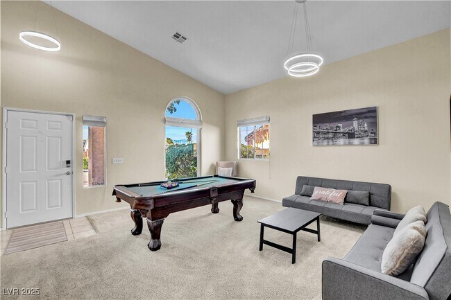 Foto del edificio - 9309 Mountain Rise Ave