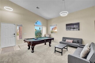 Building Photo - 9309 Mountain Rise Ave
