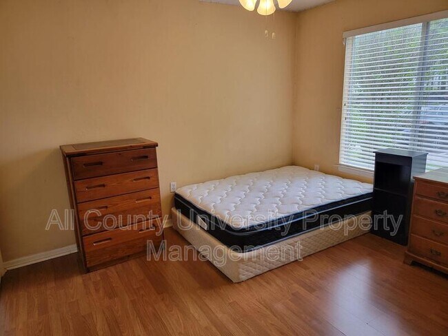 Foto del edificio - 4000 SW 23rd St