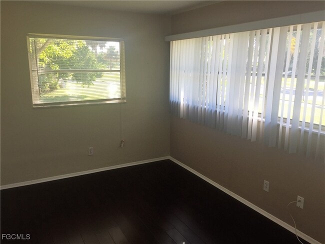 Foto del edificio - 4236 Country Club Blvd