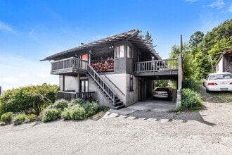 Building Photo - 1021 Keith Ave