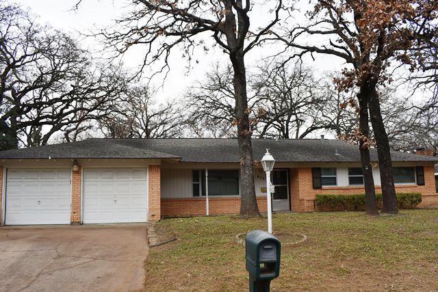 Primary Photo - 612 Hillview Dr