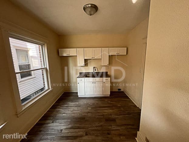 Building Photo - 1 br, 1 bath House - 985 E Grand Blvd