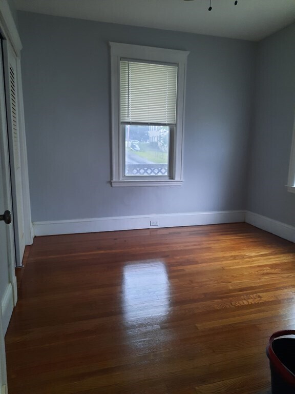 61 Dewey Rd Unit 61, Braintree, MA 02184 Room for Rent in Braintree