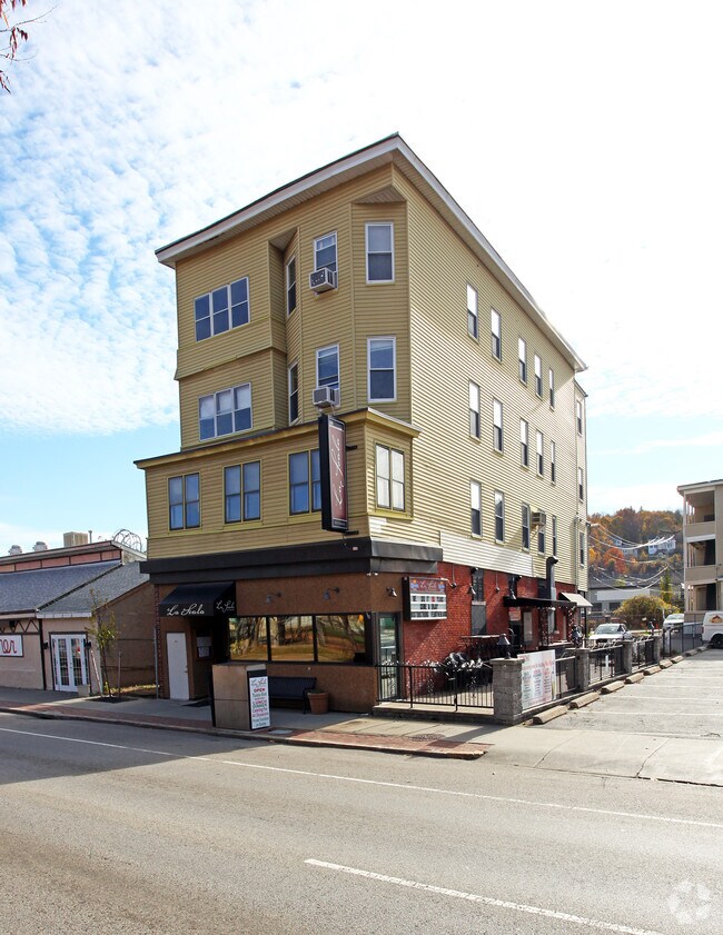 183 Shrewsbury St Worcester, MA 01604 Rentals Worcester, MA