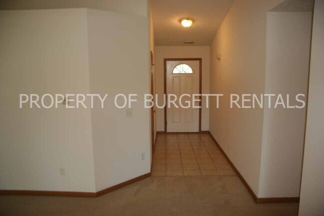 Building Photo - 1986 Halyard Ln