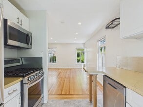 Building Photo - 1735 Spruce St