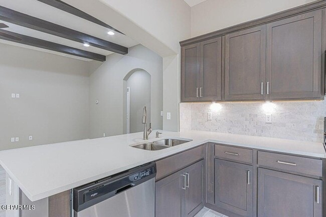 Building Photo - 803 Danby St