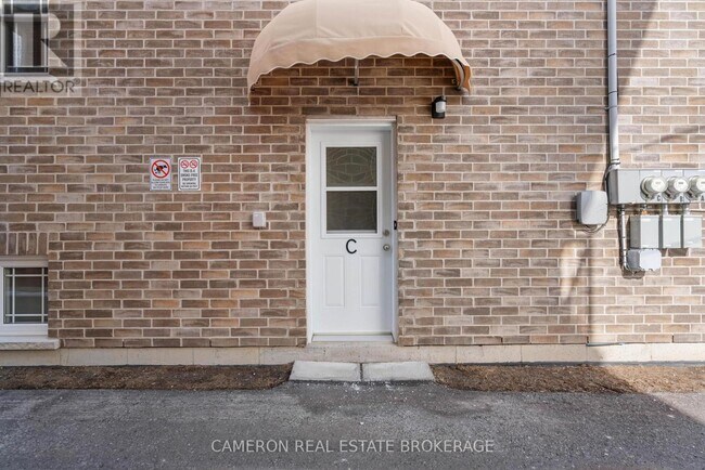 Photo du bâtiment - 1232 Cumberland St