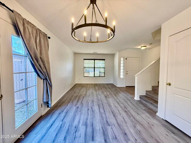 Foto del edificio - 1782 E Oakland St