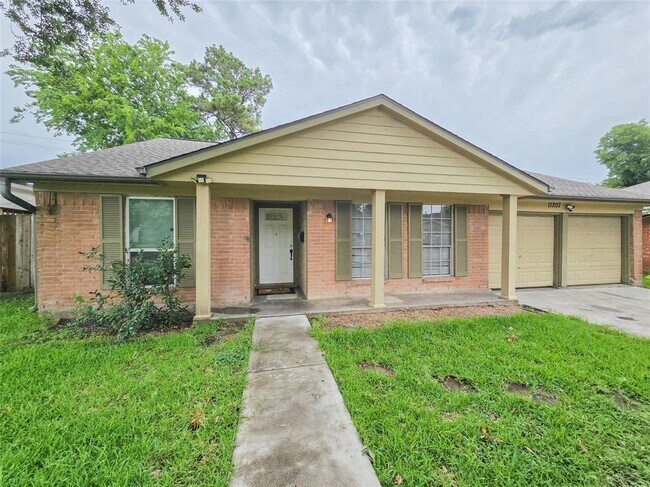 Building Photo - 11207 Sagevalley Dr