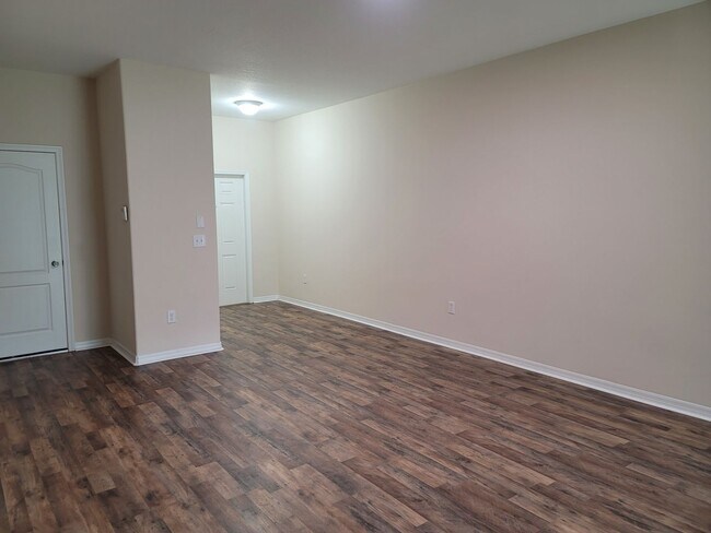 Foto del edificio - Beautiful Townhome in the Heart of New Tampa!