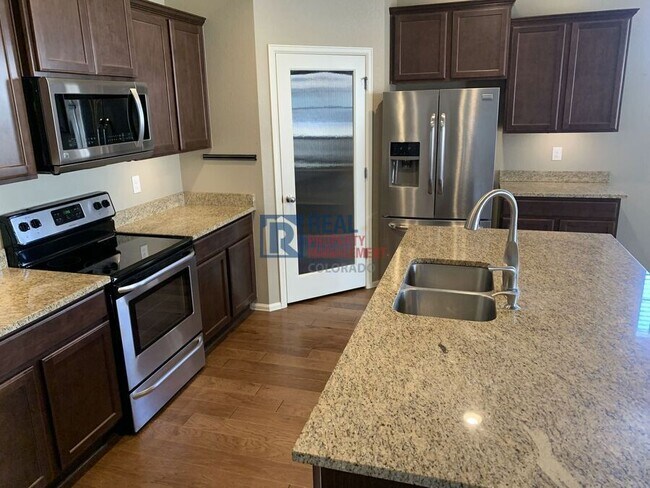 Foto del edificio - 4854 S Sicily St