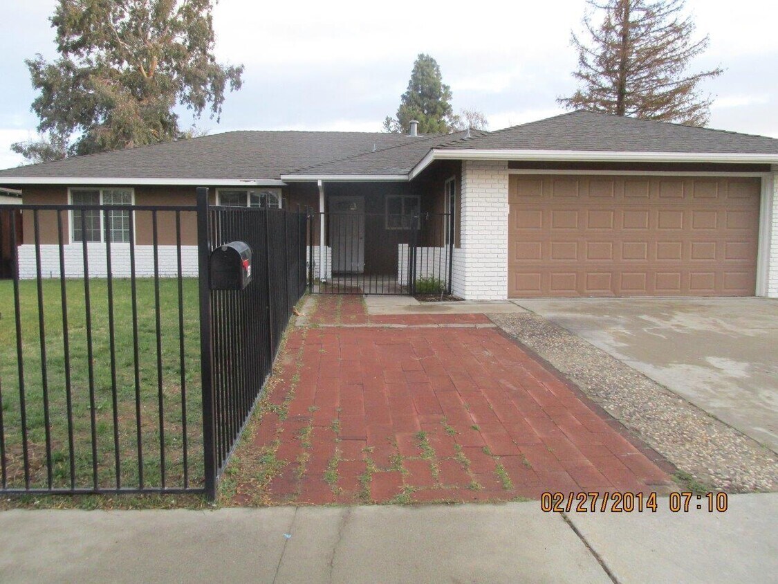 Foto principal - 1521 Clevenger Dr