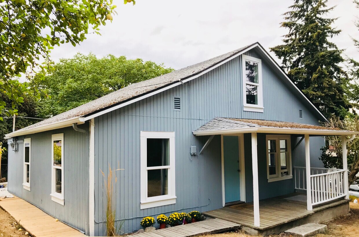 1908 SW 155th Pl, Burien, WA 98166 House Rental in Burien, WA