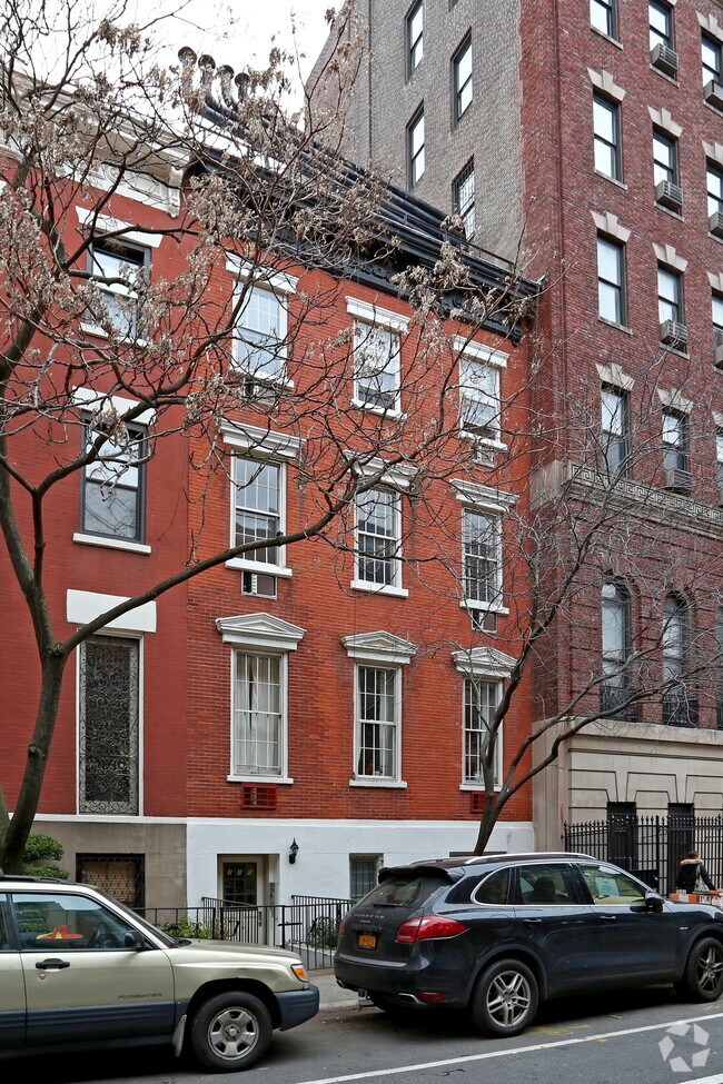 Building Photo - 221-223 W 14th St