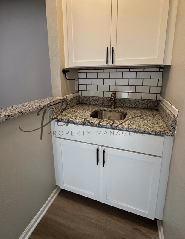 Foto del edificio - 105 SW 20th St