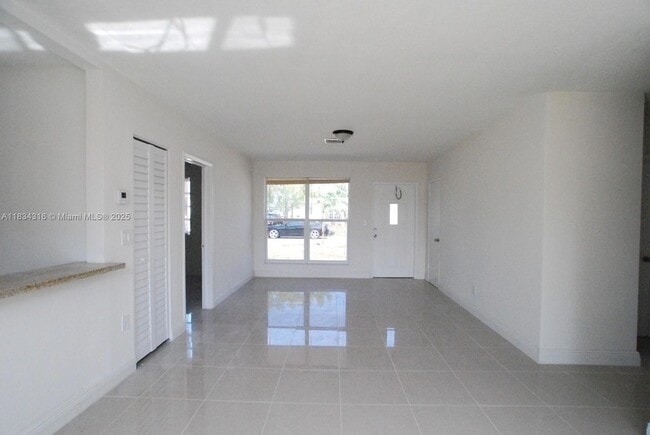 Photo - 3110 SW 33rd Ave House