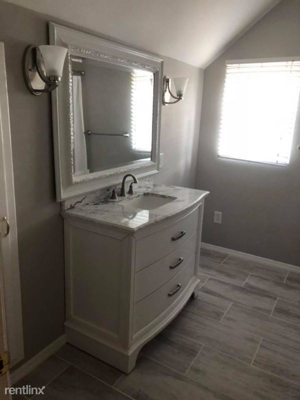 Foto del edificio - 3 br, 2.5 bath House - 709 Allen St