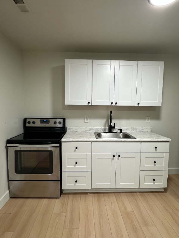 Building Photo - 2515 S Parkcrest Dr