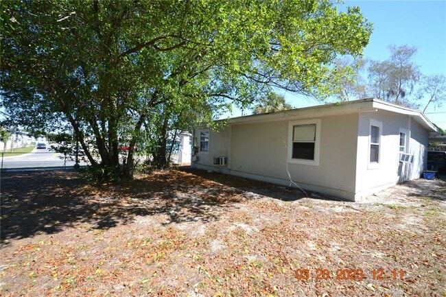 Building Photo - 9246 Overlook Dr
