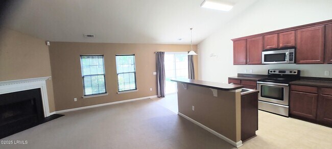 Building Photo - 17 Harbison Pl