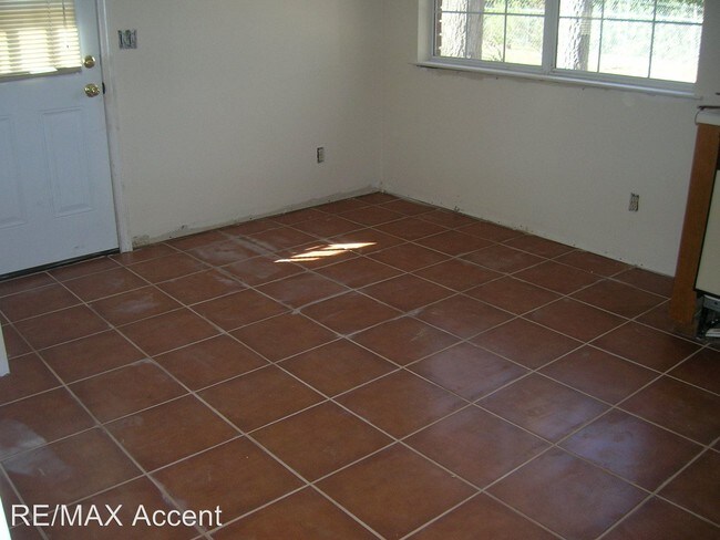 Building Photo - 3 br, 2 bath House - 71 Jack Snipe Ct