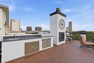Building Photo - 5330 Fayette St