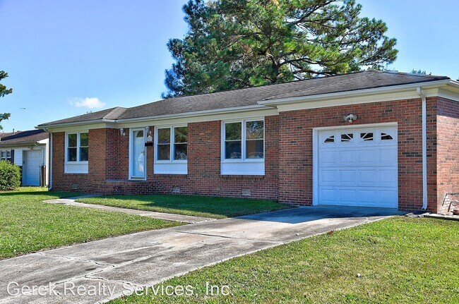 Foto del edificio - 3 br, 2 bath House - 3817 Colonial Parkway