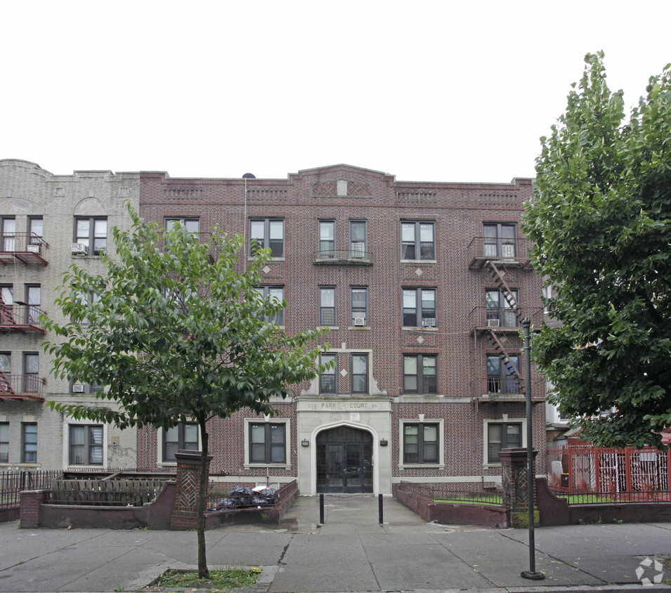 Building Photo - Park Court